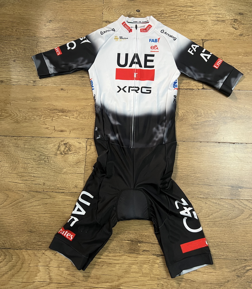 レーザーカット スキンスーツ 2025 2026 UAE X - Cycling Gear Leaderboard のレビューと価格