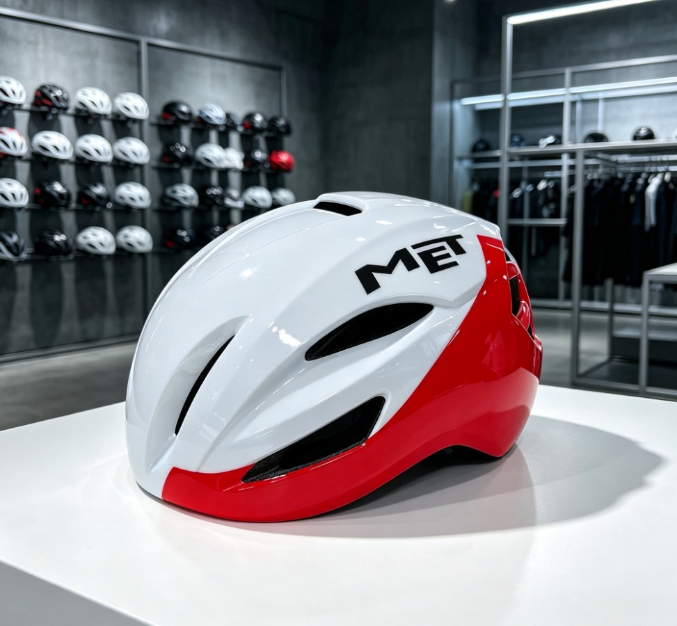 MET Manta MIPS エアロ ロードバイクヘルメット - Cycling Gear Sale のレビューと価格