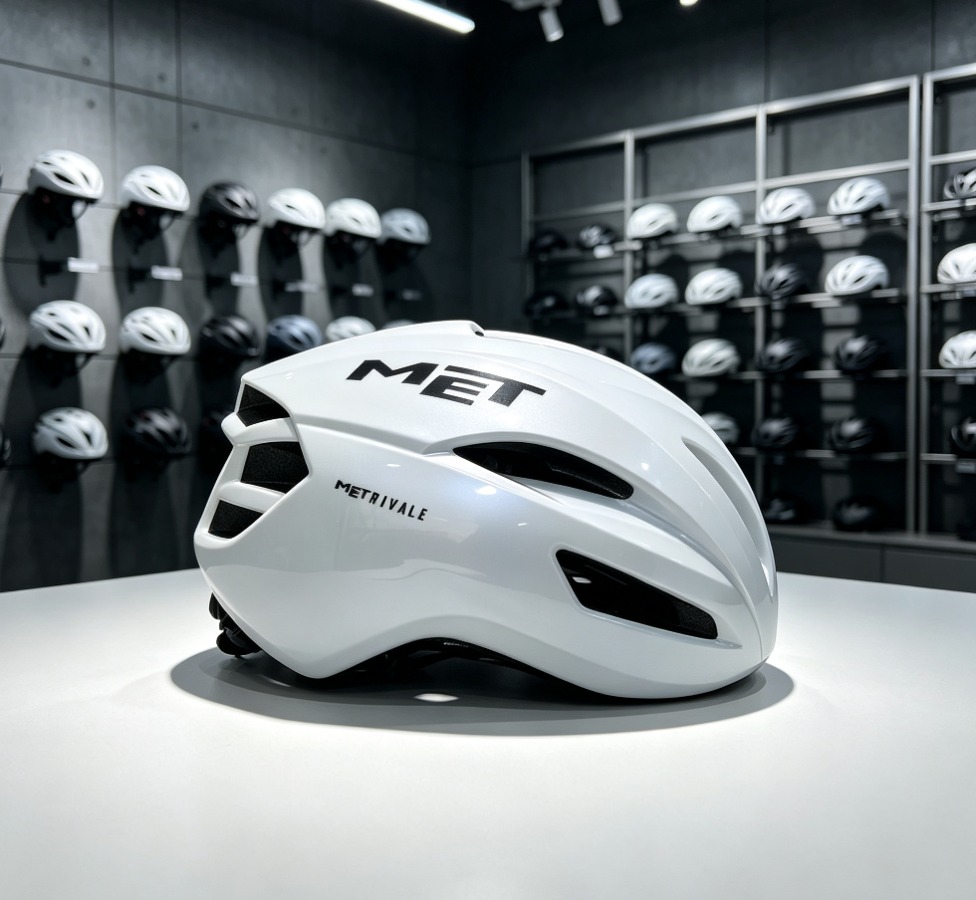 MET Manta MIPS エアロ ロードバイクヘルメット - Cycling Gear Sale のレビューと価格